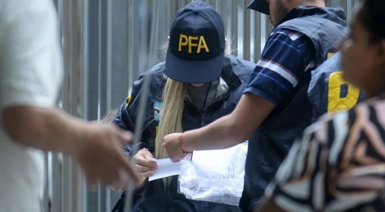 Secuestraron carpetas con documentación contable