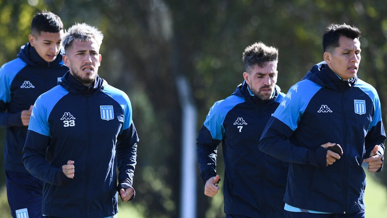 Racing recibe a Aucas de Ecuador por la Copa Libertadores: hora, formaciones y TV