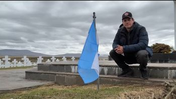 youtuber fue a las islas malvinas a dejar la camiseta de maradona en el mundial del 86: no todo fue en vano youtuber fue a las islas malvinas a dejar la camiseta de maradona en el mundial del 86: no todo fue en vano