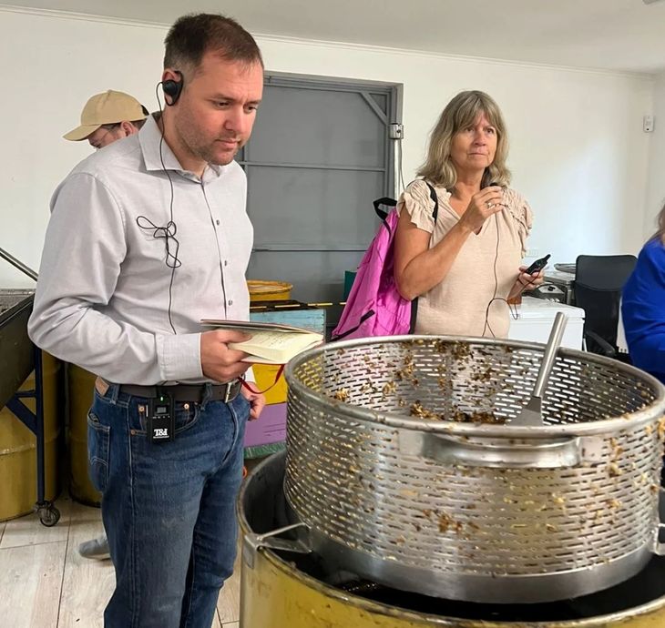 El embajador de Francia en Chile (izquierda en al foto) destacó la confianza sanitaria en el país y su rol clave dentro del Mercosur. El embajador de Francia en Chile (izquierda en al foto) destacó la confianza sanitaria en el país y su rol clave dentro del Mercosur.