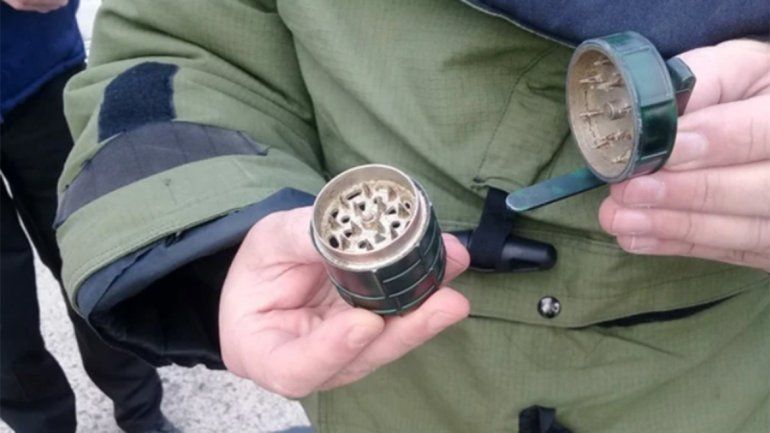 Evacuan el aeropuerto por una granada: era una picadora de marihuana