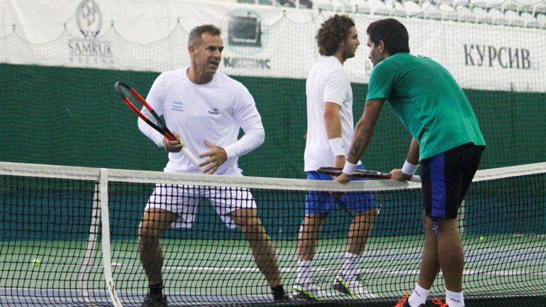 Argentina se entrenó en Kazajistán con equipo completo