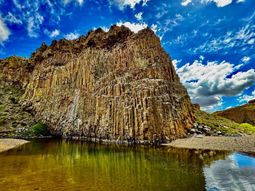 Aguas Calientes, un atractivo en el centro de la provincia de Neuquén Aguas Calientes, un atractivo en el centro de la provincia de Neuquén