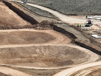 Control: el Estado garantiza la licencia social con monitoreos de agua participativos. Control: el Estado garantiza la licencia social con monitoreos de agua participativos.