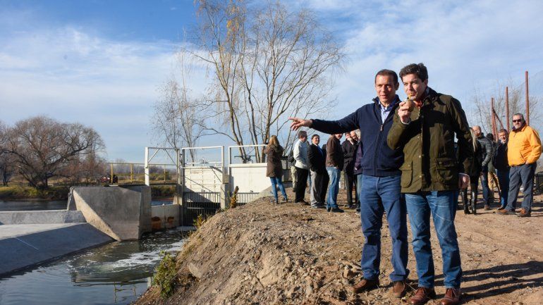 Gutiérrez y el subsecretario de Recursos Hídricos de la Nación