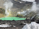 Alertan por un volcán entre Argentina y Chile que podría hacer erupción: a qué provincia afectaría