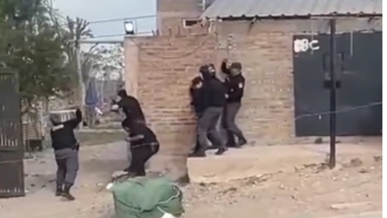 El violento episodio ocurrió en Centenario