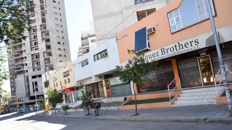 El robo ocurrió en una inmobiliaria ubicada en Diagonal España al 200.