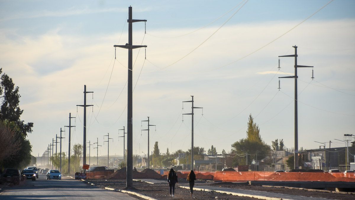 La obra de la Avenida Lago Traful en Centenario quedó abandonada en 2023.