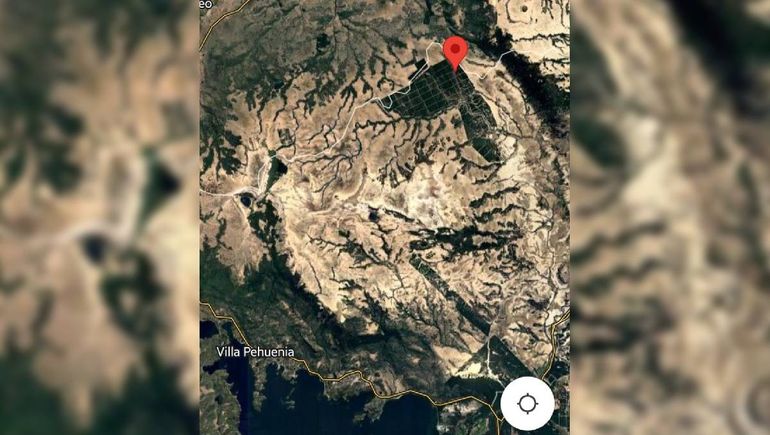 La ocupación mapuche en el paraje Paso del Arco, a 14 kilómetros de Villa Pehuenia. La ocupación mapuche en el paraje Paso del Arco, a 14 kilómetros de Villa Pehuenia.