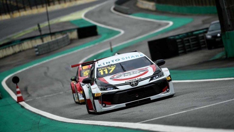 Matías Rossi no pudo plasmar su potencial en la clasificación del Stock Car en Interlagos