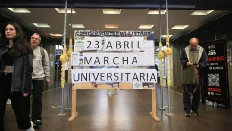 La marcha de las universidades suma cada vez más apoyo. Foto NA: MARIANO SÁNCHEZ.