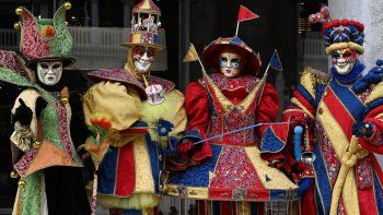 Máscaras, góndolas y secretos, el Carnaval de Venecia en la lente de LM Neuquén Máscaras, góndolas y secretos, el Carnaval de Venecia en la lente de LM Neuquén