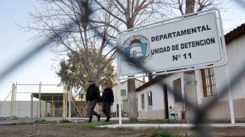 tres presos heridos por una pelea en la u11 tres presos heridos por una pelea en la u11