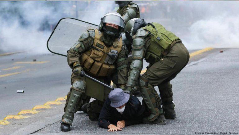 Chile: casi 30 detenidos en otra jornada caliente