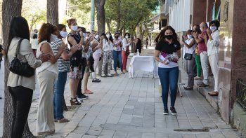 el colegio belgrano tuvo su acto de egresados en la calle el colegio belgrano tuvo su acto de egresados en la calle