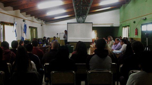 Lo condenan a 22 años por violar a la hija de su pareja
