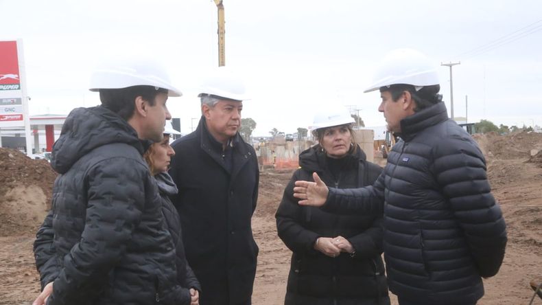 Gaido supervisó los trabajos, junto al gobernador Rolando Figueroa.