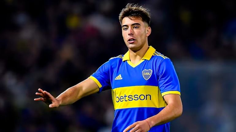 Boca vendió a Aaron Anselmino pero seguirá un tiempo más Boca vendió a Aaron Anselmino pero seguirá un tiempo más