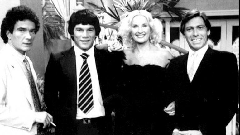 Ventura en su libro revela que hubo algo entre la diva y el boxeador.