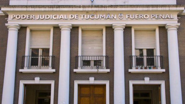 Condenan a perpetua a una obstetra que asesinó a sus hijos de 2 y 4 años