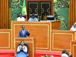 Sesión de la Asamblea Nacional de Senegal, donde se debatió la reforma del Código Penal. Sesión de la Asamblea Nacional de Senegal, donde se debatió la reforma del Código Penal.