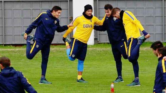 El Xeneize se entrenó con sus dos flamantes incorporaciones.