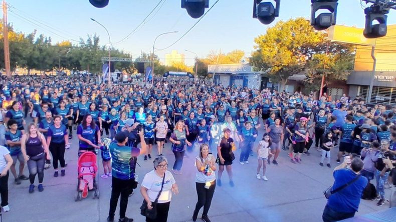 Este viernes, se presenta oficialmente la corrida de Cipolletti y abres las inscripciones a los 4 y 10 k. | LM Neuquen Este viernes, se presenta oficialmente la corrida de Cipolletti y abres las inscripciones a los 4 y 10 k.