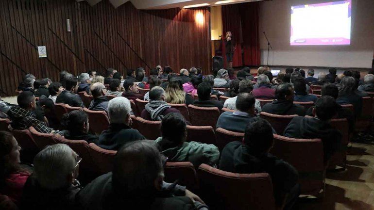 Taxistas se capacitaron en violencia de género y en RCP