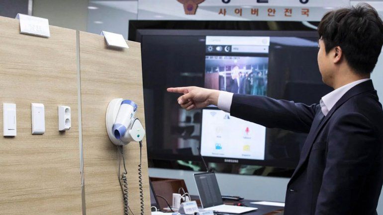 Filmaron en secreto a 800 parejas teniendo sexo