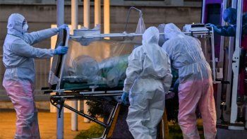 covid: 54 muertos y 3.725 nuevos contagios en argentina covid: 54 muertos y 3.725 nuevos contagios en argentina