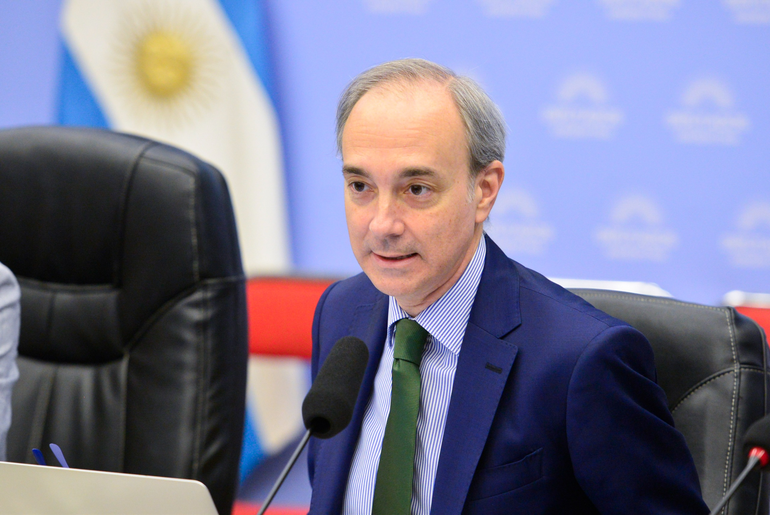 Secretario de Educación, Carlos Torrendell. Secretario de Educación, Carlos Torrendell.