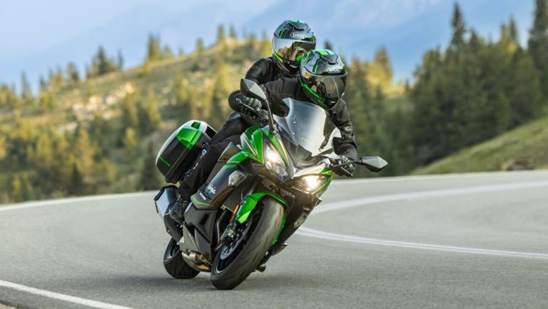 La versión SE llega también con la opción de tonos verdes en su terminación e incorpora mejoras mecánicas para mayor performance. La versión SE llega también con la opción de tonos verdes en su terminación e incorpora mejoras mecánicas para mayor performance.