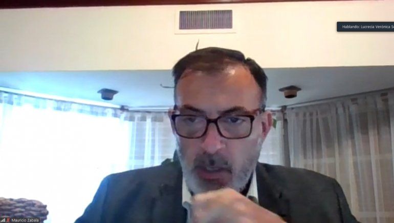 El juez Mauricio Zabala presidió la audiencia en la que se homologó el acuerdo que condenó a una mujer a la pena de 6 años de prisión efectiva por haber intentado ahogar a su hijo en el río. 