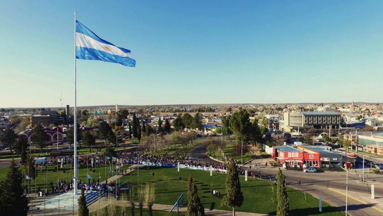 Asaltaron a un taxista a punto de cuchillo y le robaron $23 mil