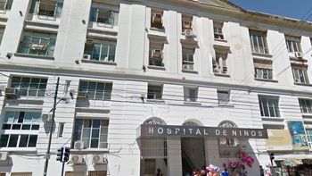 Hospital de Niños Ricardo Gutiérrez. Allí l e harán varias operaciones en la cara a una nena de Río Gallegos atacada por un pitbull. Hospital de Niños Ricardo Gutiérrez. Allí l e harán varias operaciones en la cara a una nena de Río Gallegos atacada por un pitbull.