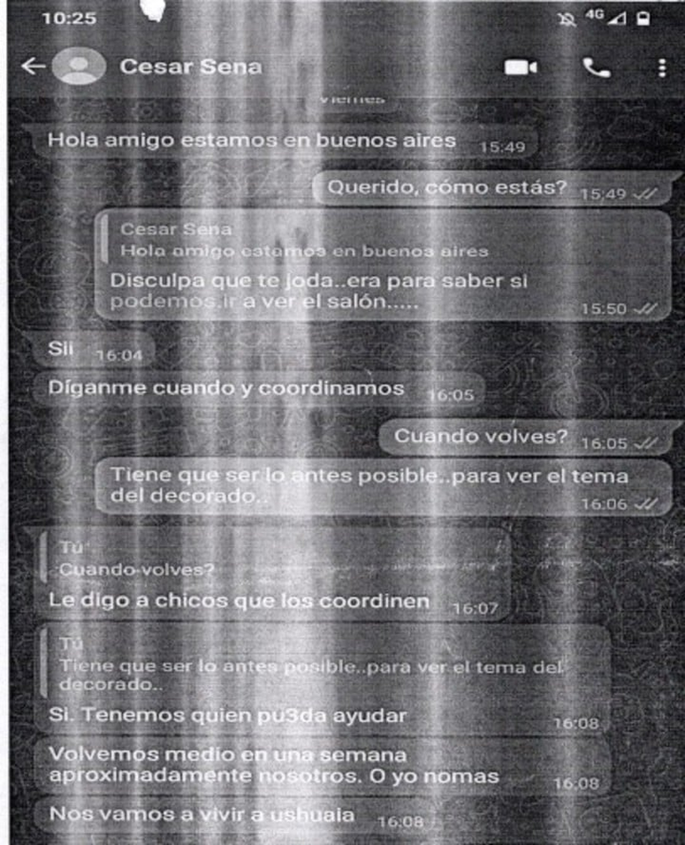 El chat del primo de Cecilia con César, en el que afirma que está en Buenos Aires. El chat del primo de Cecilia con César, en el que afirma que está en Buenos Aires.