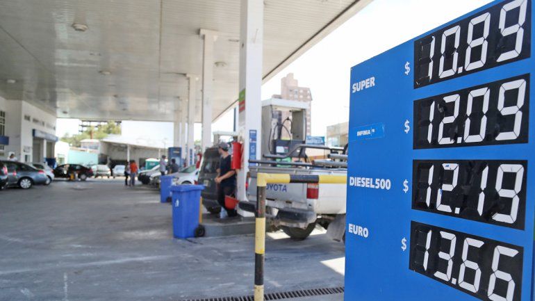 Ayer comenzó a regir otro aumento de los combustibles.  