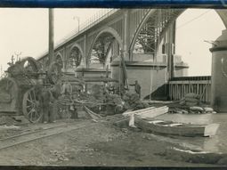 Las primeras obras de riego en el Alto Valle de Río Negro y Neuquén se iniciaron a partir de 1884. Foto: gentileza Museo del Riego. Las primeras obras de riego en el Alto Valle de Río Negro y Neuquén se iniciaron a partir de 1884. Foto: gentileza Museo del Riego.