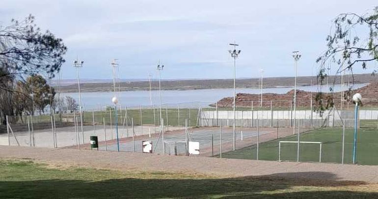 Camping municipal de Villa El Chocón. 