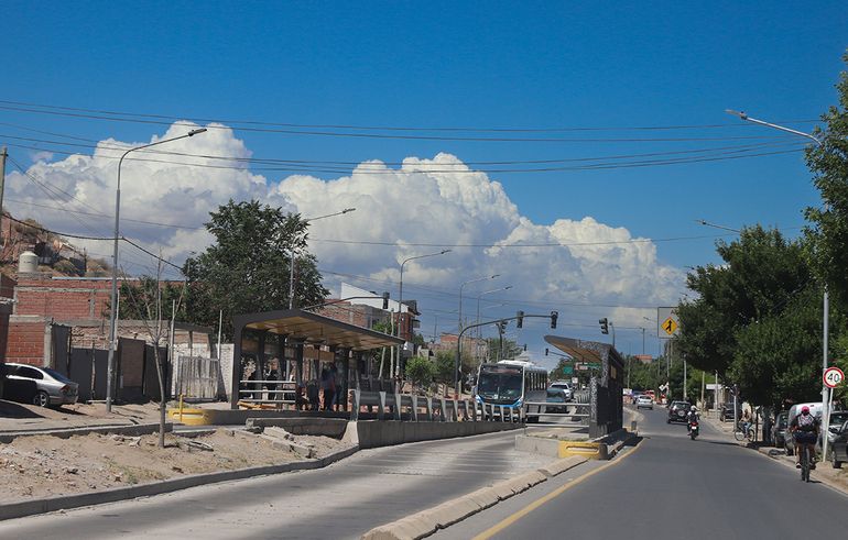 La tormenta podría desencadenarse en horas de la tarde noche. Pero todo puede fallar. La tormenta podría desencadenarse en horas de la tarde noche. Pero todo puede fallar.