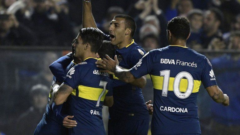 Boca le ganó 2 a 0 a Libertad y sacó una buena diferencia