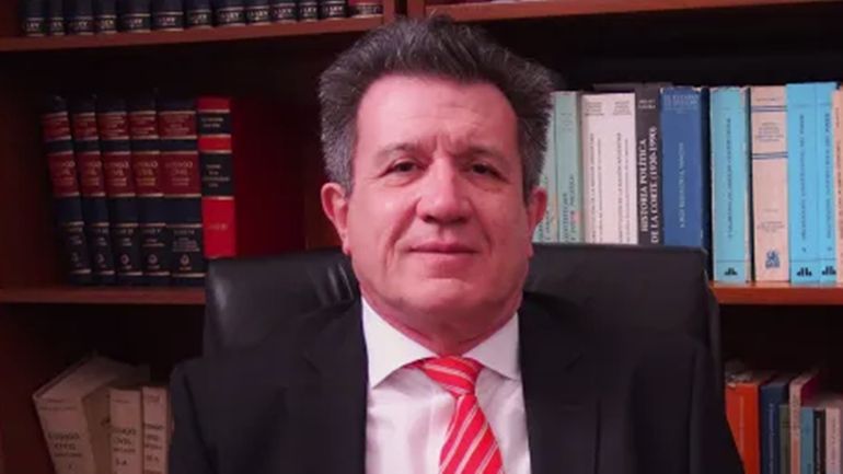 Abogado constitucionalista Hugo Prieto. Abogado constitucionalista Hugo Prieto.