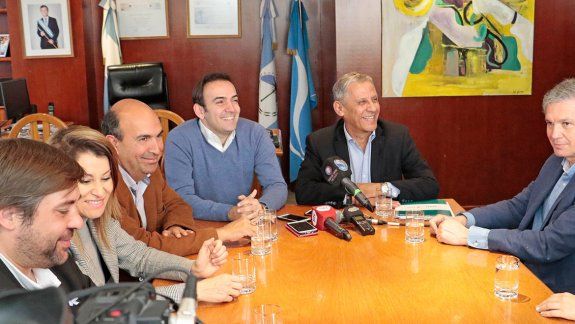 alto dirigente del pro elogio la gestion de pechi quiroga
