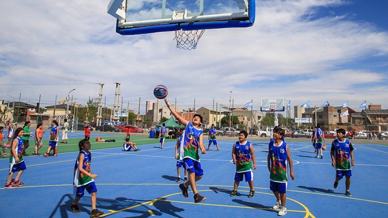 Los chicos tienen a disposición más de 10 mil metros cuadrados