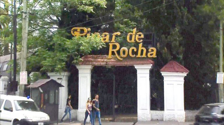 Un loco disparó en la salida de un boliche e hirió a cuatro chicas