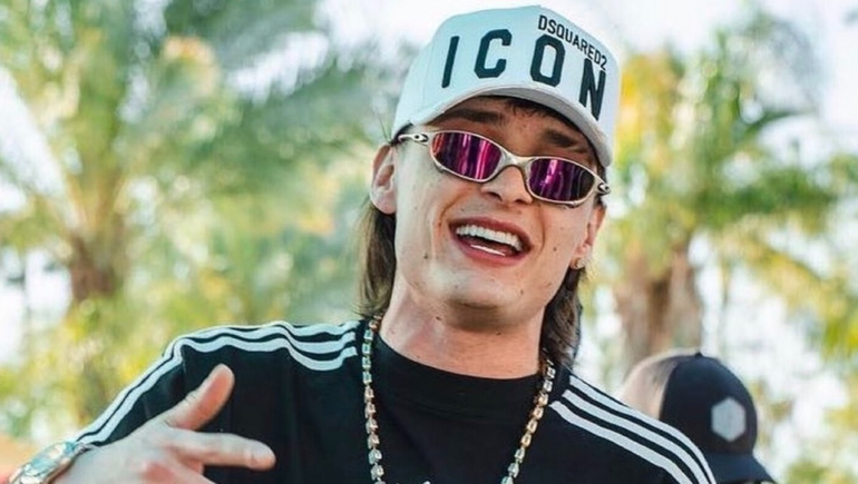 Pes Pluma, que cantará con Bizarrap Pes Pluma, que cantará con Bizarrap