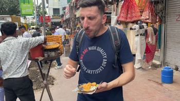 Las calles de India mostraron un nivel de caos y saturación que sorprendió incluso a viajeros con experiencia en grandes capitales asiáticas. Las calles de India mostraron un nivel de caos y saturación que sorprendió incluso a viajeros con experiencia en grandes capitales asiáticas.