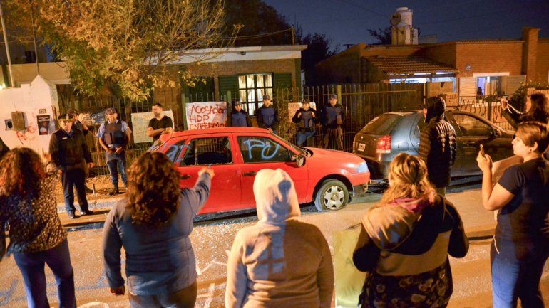 Huiliches: víctimas escracharon al acosador del Face