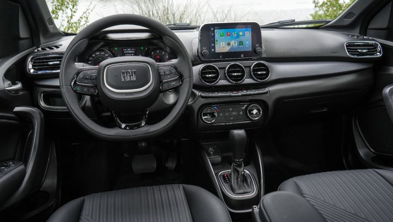 Así es el interior del Fiat Cronos que se comercializa en Argentina. Foto: Stellantis Así es el interior del Fiat Cronos que se comercializa en Argentina. Foto: Stellantis